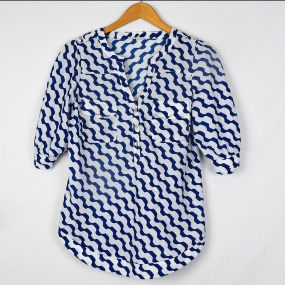 41 Hawthorn Blue White Rounded Hem Blouse